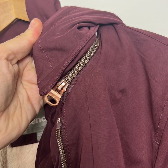 Size small bench jacket with zip off hood, fuzzy inside! - Picture 8 of 8